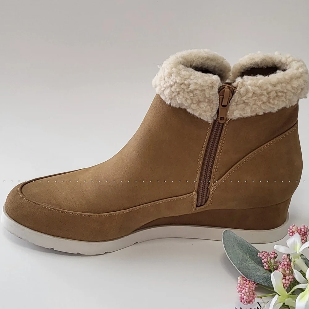 Style & Co. Women's Danniee Faux Leather Wedge Ankle Boots. 7M